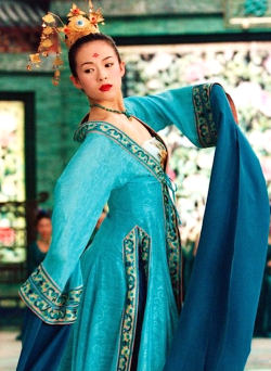 mademoisellelapiquante:  Zhang Ziyi as Xiao Mei in House of Flying Daggers - 2004 