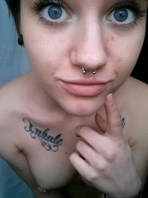 lolacordelia:  she said what are you waiting for, kiss her