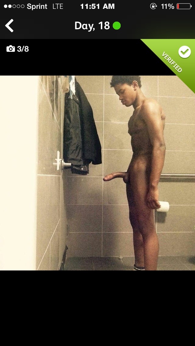 imsexynymia:  Damn that’s dick 