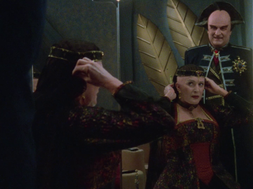 Babylon 5 rewatchLady Morella in 3x09 “Point of No Return”