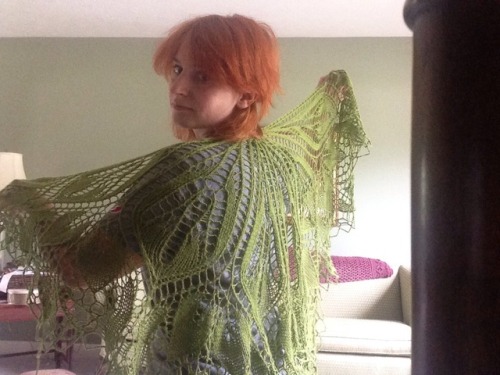 kellygreenhat:Officially finished my second lace project. I’m really psyched about how it came out!P
