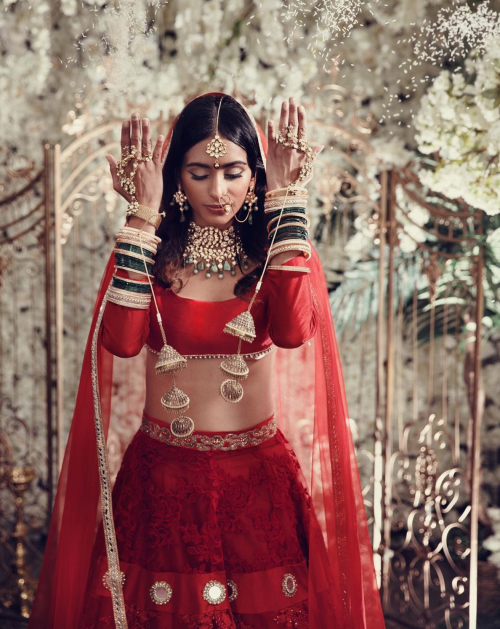 Kama Courtesan आस्रव गणिका