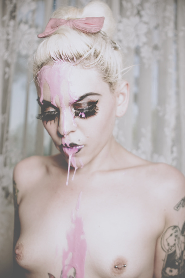  Model: Chelsea Deville https://www.facebook.com/MissChelseaDeville Photographer: