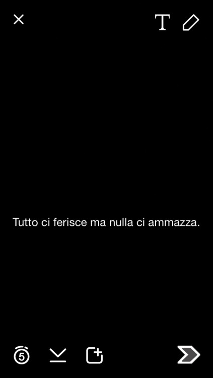 ancoraunasperanzafralemani:  - Elizabeth. Non togliete la fonte. 