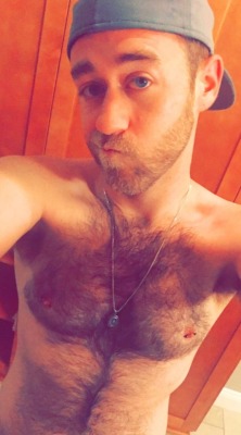 furrytrade:Follow both of my blogs @ http://furrytrade.tumblr.com/ &amp; http://dirtyrabbithole.tumblr.com