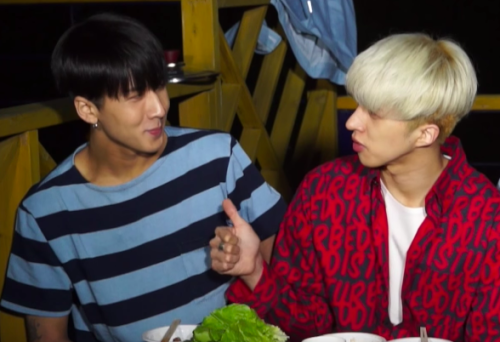 taekwoon leaning against binjaehwan complimenting wonshik and wonshik, being the gay nerd that he is