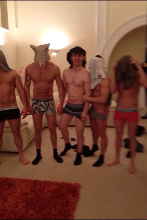forbiddensights:  Naked assassins 