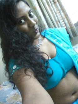 desi-indian-blog:  Beautiful girl with dark