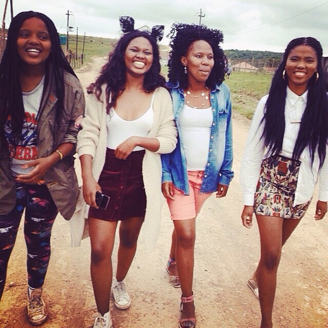 blackfashion:  Sivu Cawe in South Africa, : Brocade,  iG : Japaneeswa   [http://beadssomething.tumblr.com]