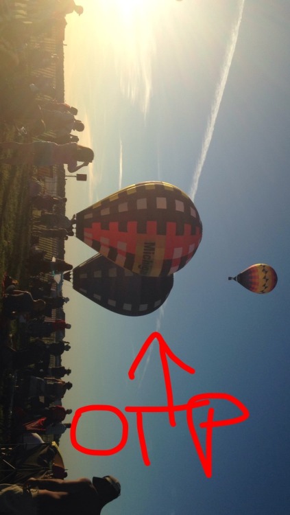 Saw this touching scene at the balloon launch.