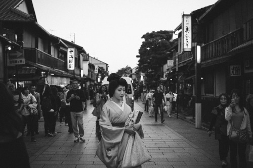 Porn photo tuck-monochrome:  2015/11/04 Gion street