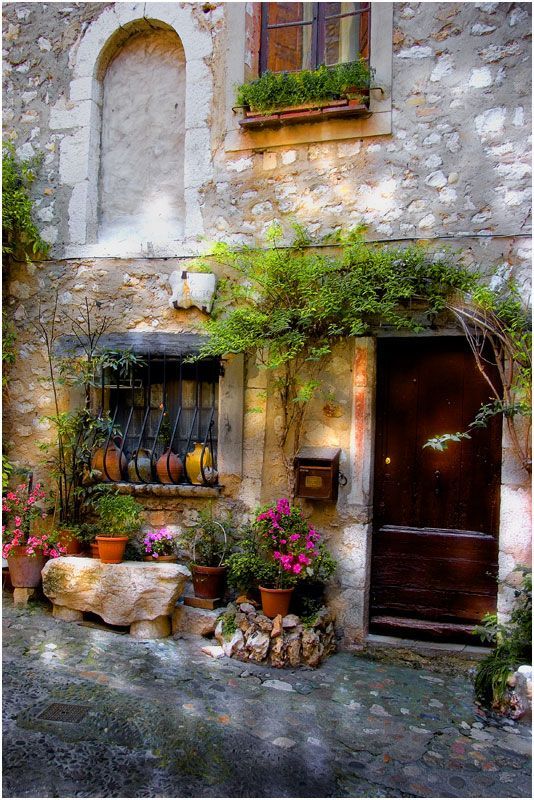 audreylovesparis:Provence