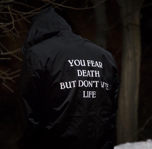 chromet:“Fear is all you know”Crucial “Death” hooded jacket