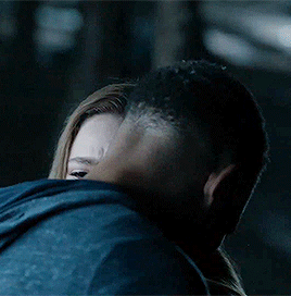 Hope Mikaelson + Hugs