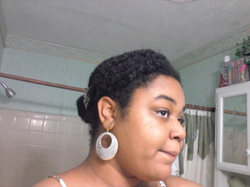 sadwerewolves: i swear i will take a new selfie some time today, enjoy my cute face from 2014 in the