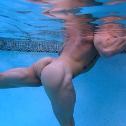 pec-men:  www.pec-men.tumblr.com