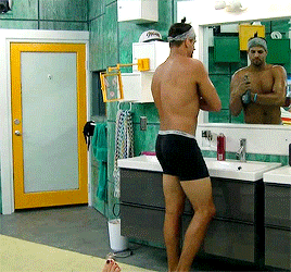 bbmennudeenjoy:bbedits:Faysal on the live feeds around 4:30am EST (8/1/18)sixth gif is the most obvi