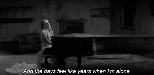 morphine-and-cigarettes:  Sad black and white blog, I follow back similar