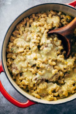 themacandcheesefiles:  foodiebliss:  Steak And Cheddar Mac And CheeseSource: Pinch Of Yum Where food lovers unite.  Give me this, goddamnit 