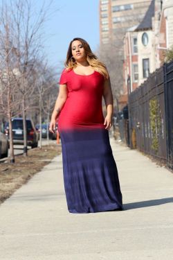 planetofthickbeautifulwomen:  Curvy Model Via Bronzeville Boutique 