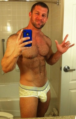 hot4hairy:  H O T 4 H A I R Y  Tumblr |