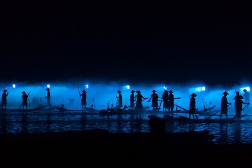sickpage:  Pete StewartDance of the Fishermen, 2013