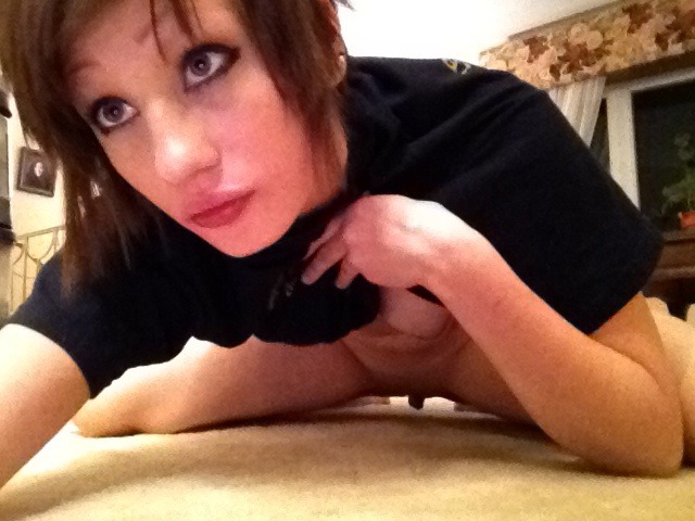 largelabiaconnoisseur:  “They hang!!!” Submission 2 of 2:  God she turns me on.