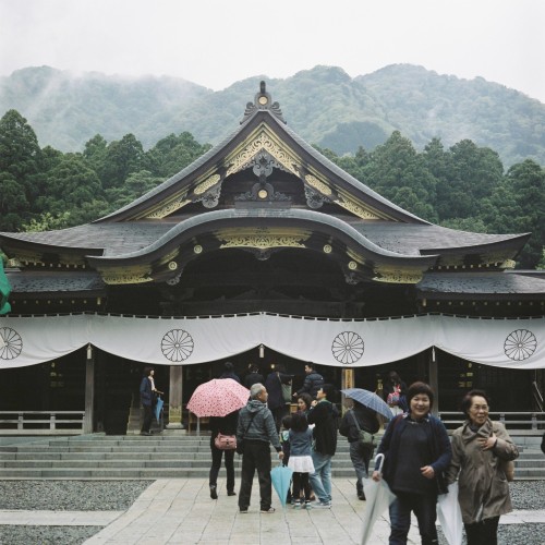 naruki-hashimoto: 彌彦神社