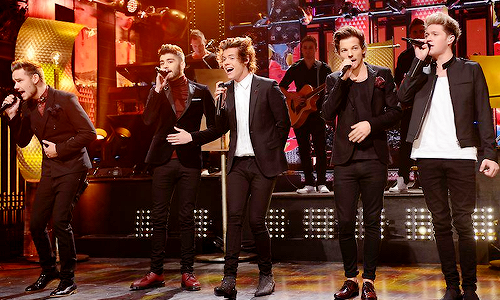 mr-styles:  One Direction on Saturday Night Live - Dec. 7th 