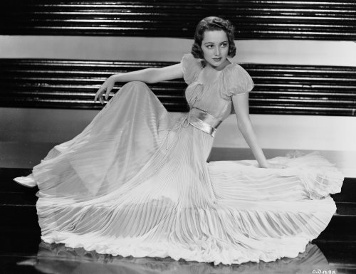 artdecoandmodernist: Olivia de Havilland, Classic Hollywood Star, Dies at Age 104.