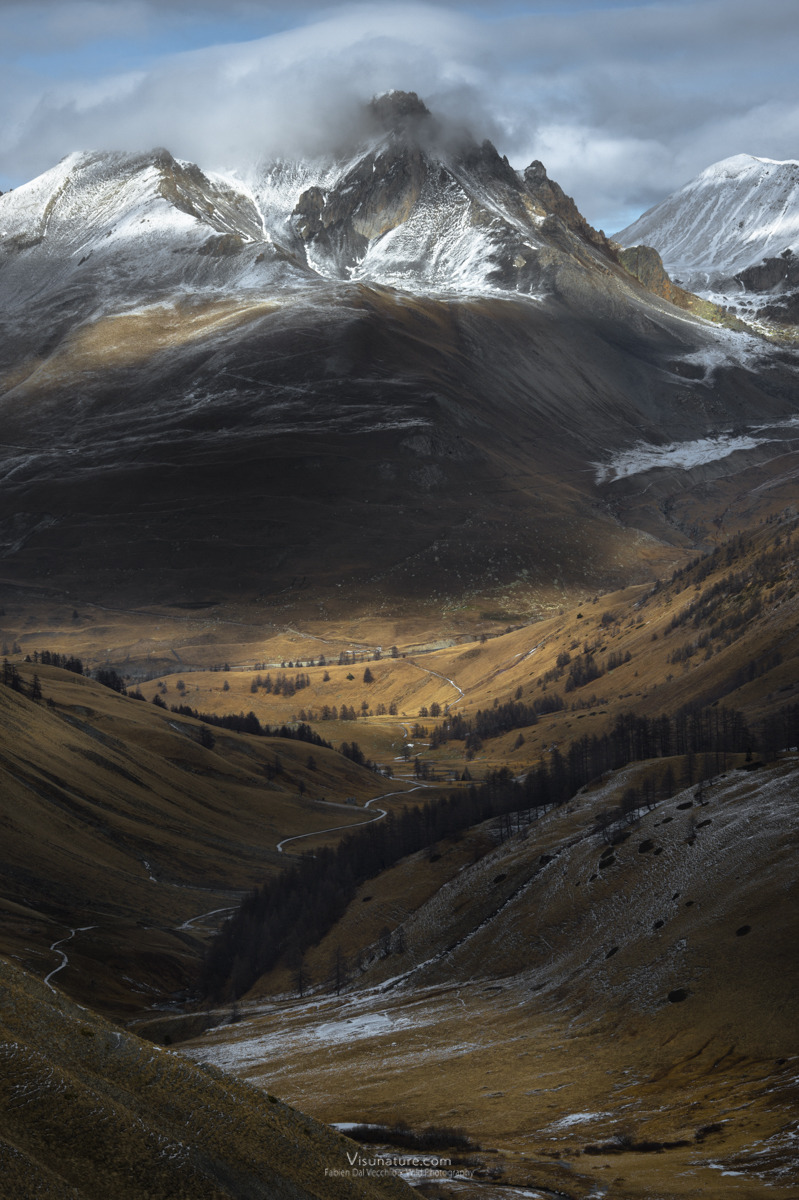 theencompassingworld:  renamonkalou:  Mercantour |  Fabien Dal Vecchio    The World