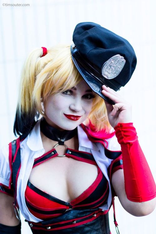 cosplayandgeekstuff:    Feisty Cuffs (Australia) as Harley Quinn. Photos I and III by:  Timothy Souter Photography   Photo II by:  Dark Age Photography   