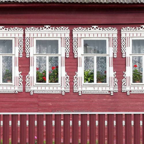 archatlas:NalichnikiRussian photographer Ivan Hafizov is on a mission of historic preservation. For 