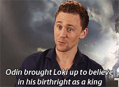 takadasaiko:  hiddles-makelovenotwar:  (x)  I feel like that last panel is something
