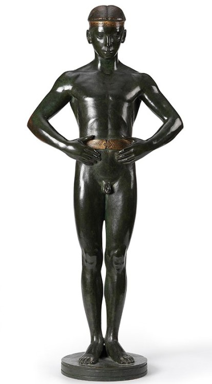 ganymedesrocks:  Sascha Schneider (1870-1927), ‘’Der Gürtelbinder’’, Bronze, courtesy Ketterer