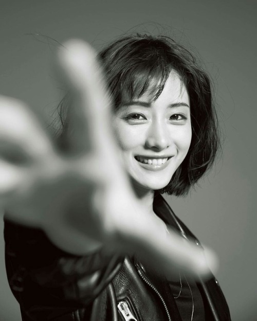 talatinginan:  石原さとみ - Satomi Ishihara