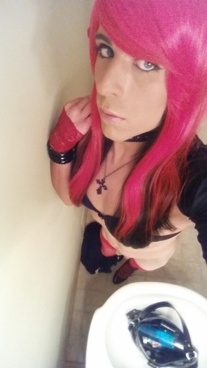 AndiAnnScarlett.