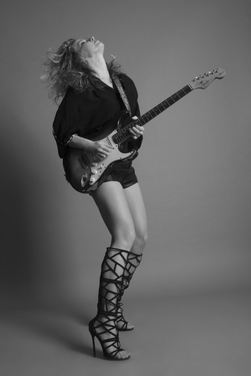 Ana PopovicFollow http://celebrity-legs-and-heels.tumblr.com/ for more!(via ana_popovic_by_ruben_tom