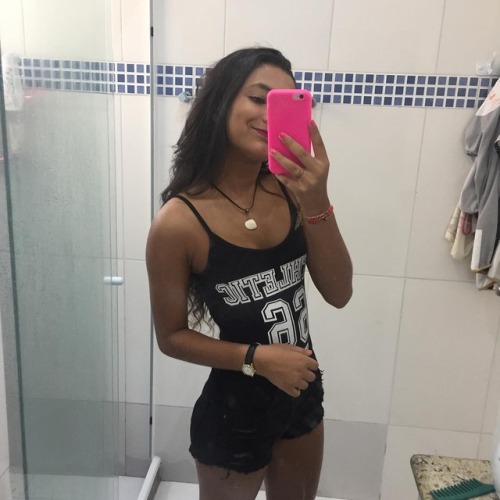 http://streetgrl.tumblr.com/post/159649848357