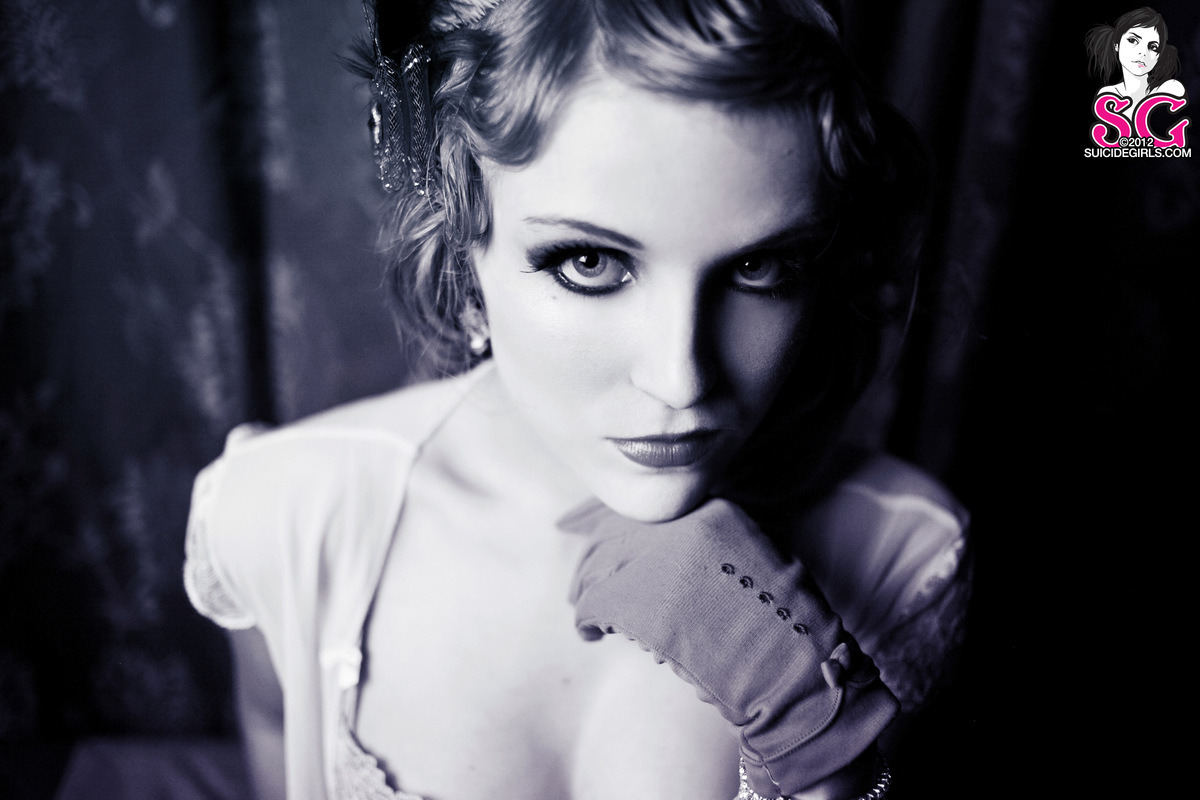 suicidegirls-southafrica:  Lunar Suicide  Photographer: Talamia For more South African