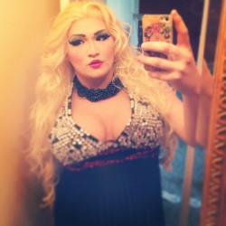 boy-to-girl-transformation:  Drag Queen Diva