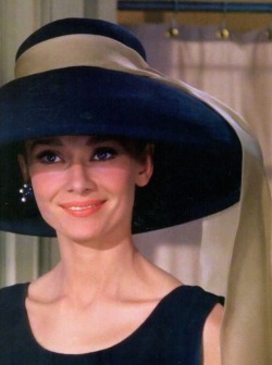 ladybegood:  Audrey Hepburn in Breakfast at Tiffany’s (1961)