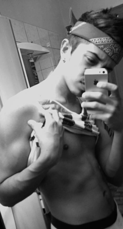 Thanks Nick for the sexy photos!  Please send more.  Hit hit him up at:IG:  Nickjaytho