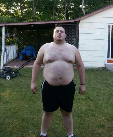 speccub101:  stephencub:  This is me about 4 or 5 years ago. I look almost exactly the same!   Hottie!