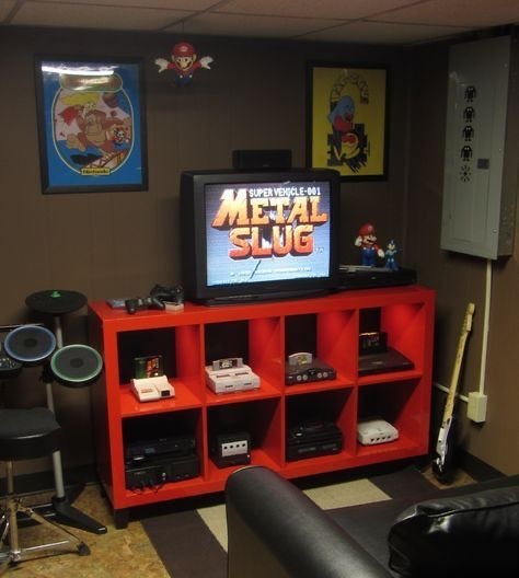 Welcome Dudes!!! This Is My Humble Home Away From Home. Nice Little Visual Tour To Kick Things Off. My