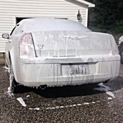 chemicalguys:  Foamy booty friday #3hunnac #grocerygetter #hemi #300c #chemicalguys thanks @b_ratliff85