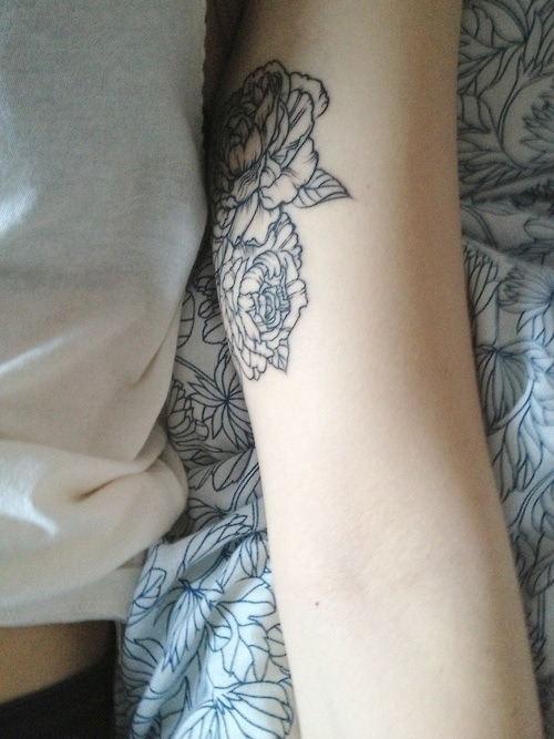 d-re-a-m-e-r:  Tatoo on We Heart It.