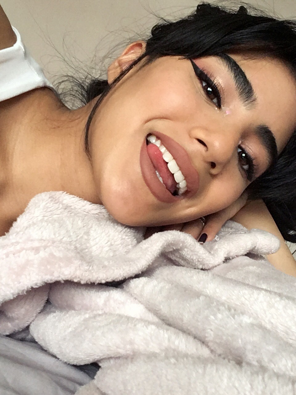 painfullybliss:  kykes:  xx  follow for more bliss 👑✨