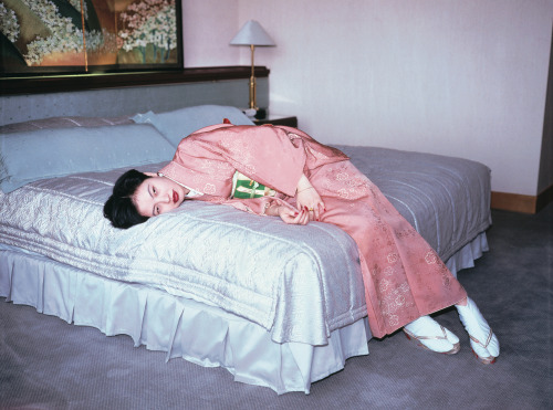 superbestiario:  Nobuyoshi Araki 荒木経惟 
