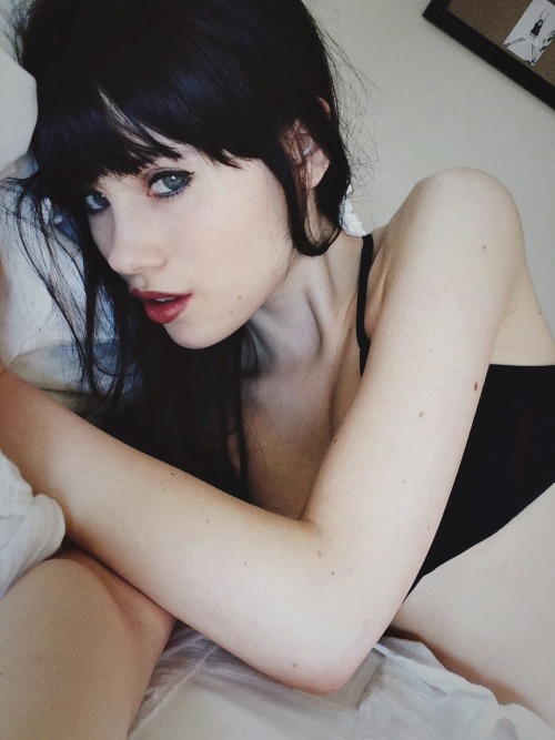 filthyhotcity:  Beauty :)